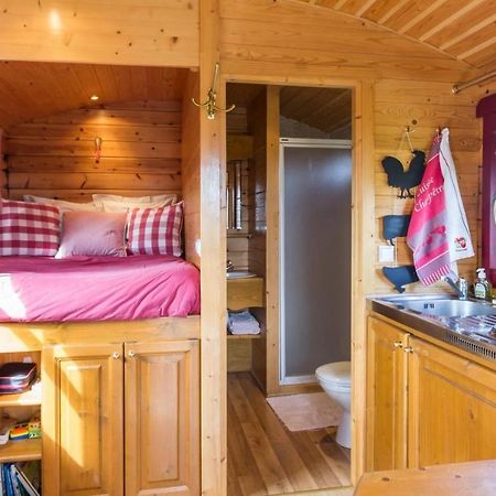 La Roulotte Des Matis Hotel Cheux Екстериор снимка